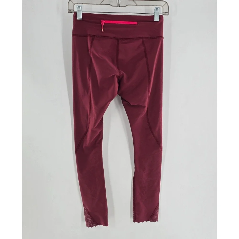 Lululemon Tight Stuff Tight II *24